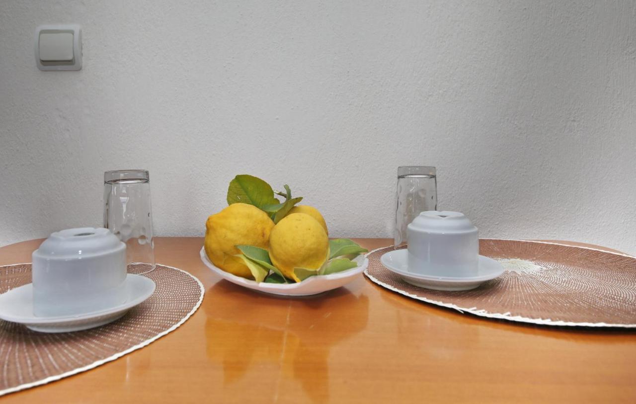 Skopelos Evergreen Apartments สตาฟิลอส ภายนอก รูปภาพ