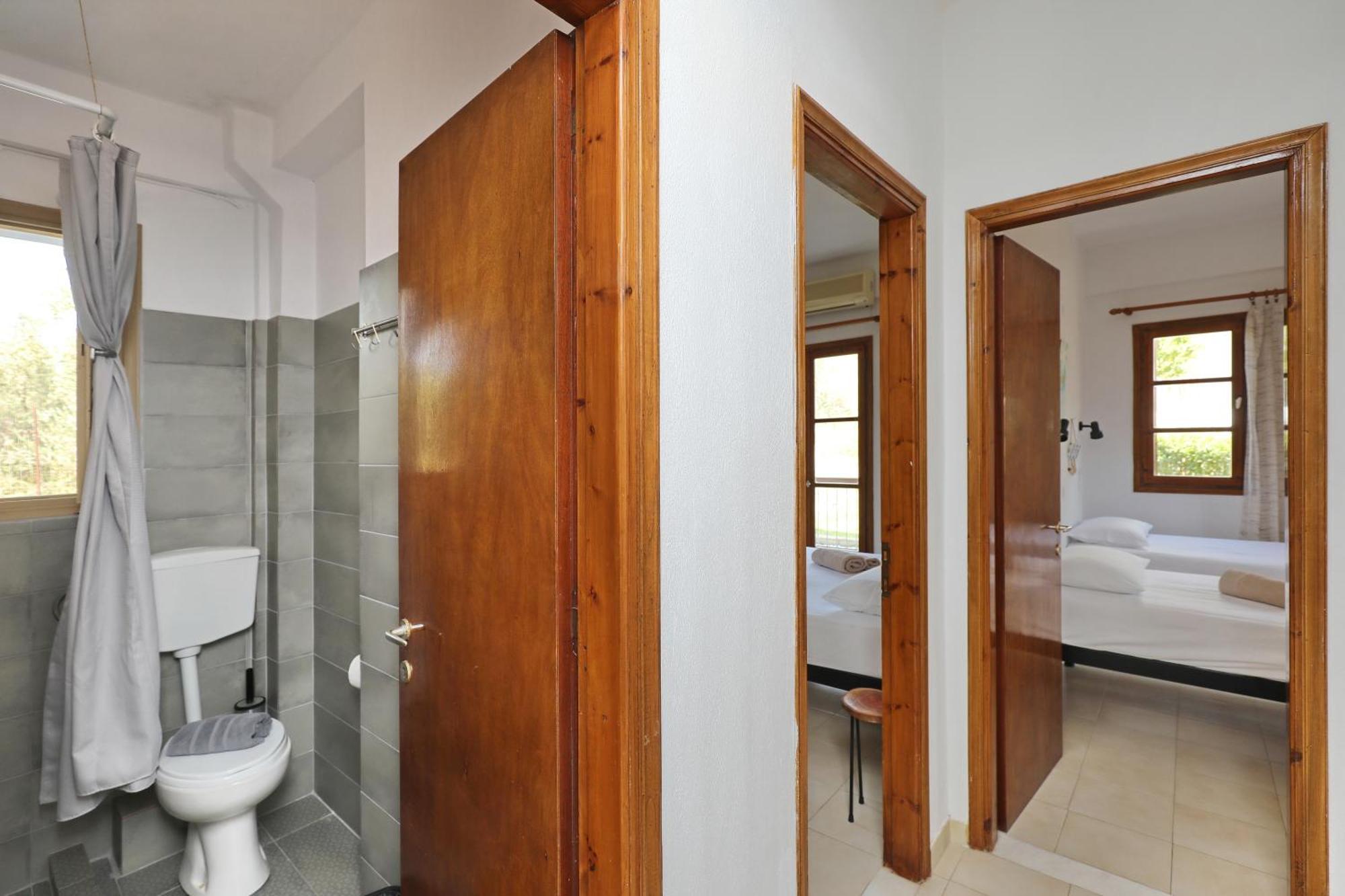 Skopelos Evergreen Apartments สตาฟิลอส ภายนอก รูปภาพ