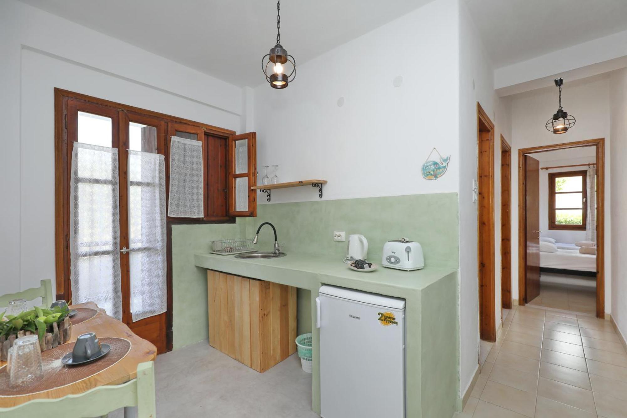 Skopelos Evergreen Apartments สตาฟิลอส ภายนอก รูปภาพ