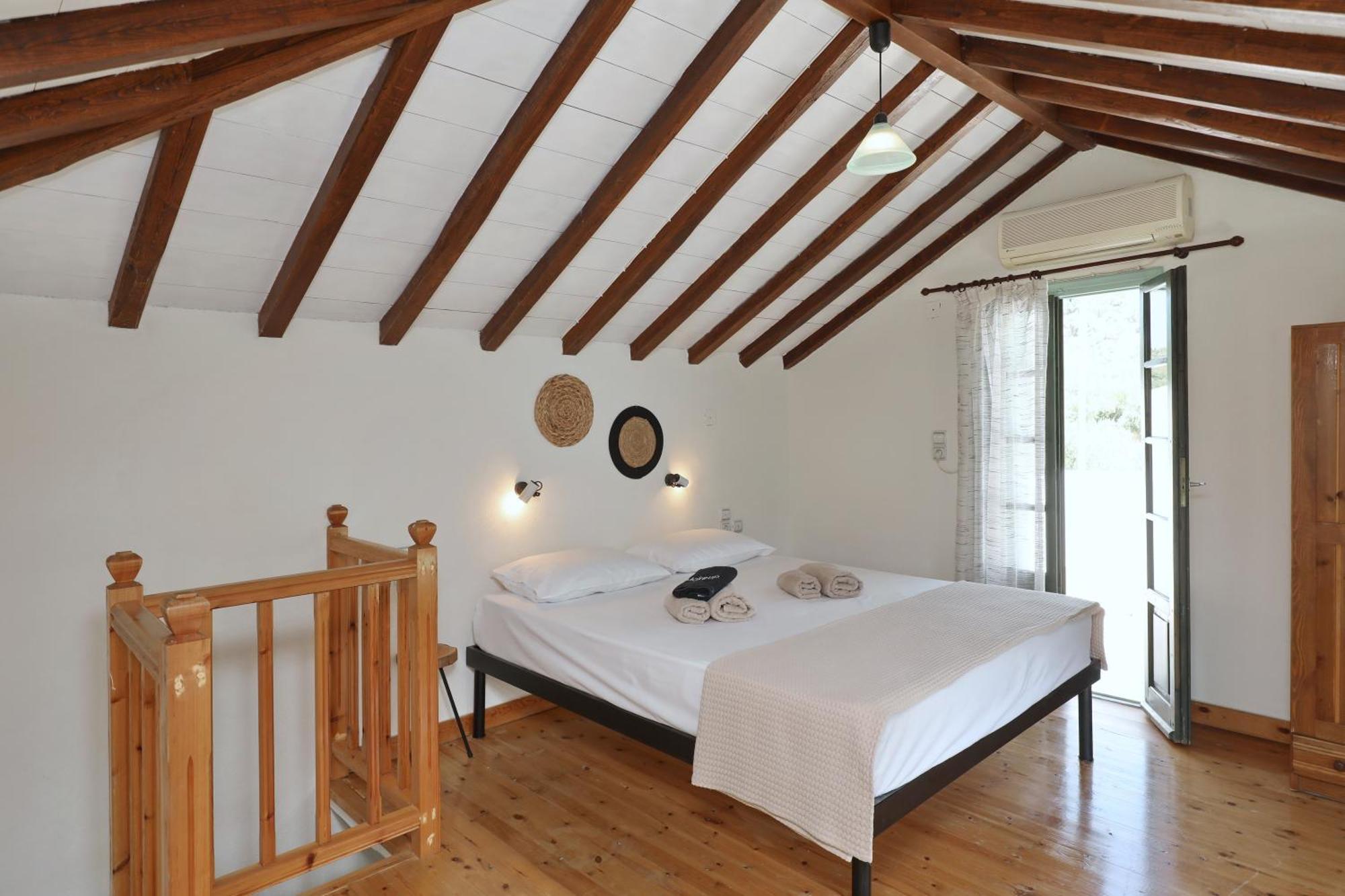 Skopelos Evergreen Apartments สตาฟิลอส ภายนอก รูปภาพ